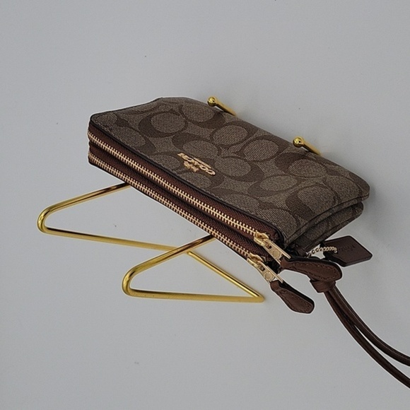 Coach Double Corner Zip Wristlet - Tan & Brown Coated Canvas w/ Hang Tag - 6”x4” - Picture 10 of 14